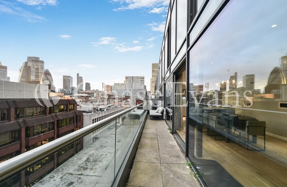 Sterling Mansions, Leman Street, Aldgate, London, E1 - Chase Evans