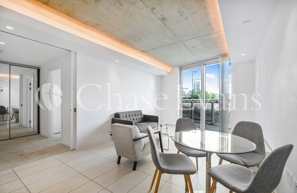 Tidal Basin Road, Royal Docks, London, E16 - Chase Evans