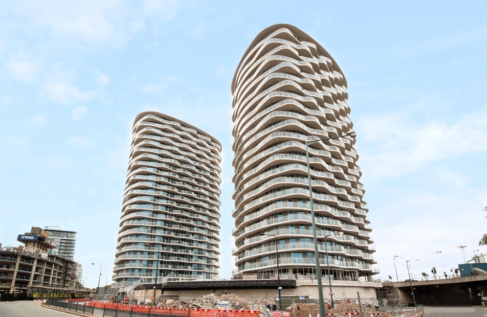 3 Tidal Basin Road, Hoola, Royal Docks, E16 - Chase Evans