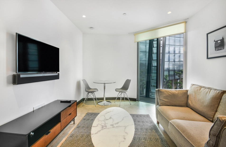 One Blackfriars, Blackfriars Road, South Bank, London, SE1 - Chase Evans