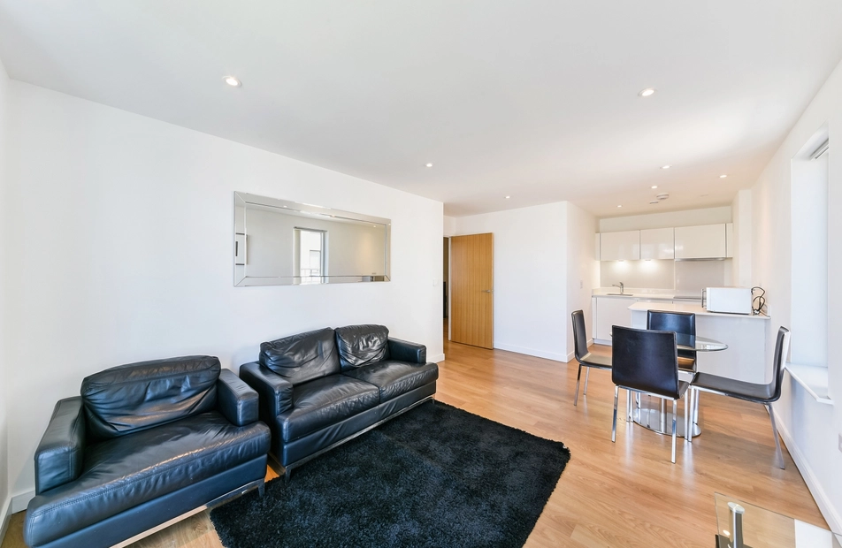 Seven Sea Gardens, Bow, London, E3 - Chase Evans