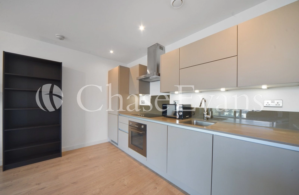 Legacy Tower, 88 Great Eastern Road, Stratford, London, E15 - Chase Evans