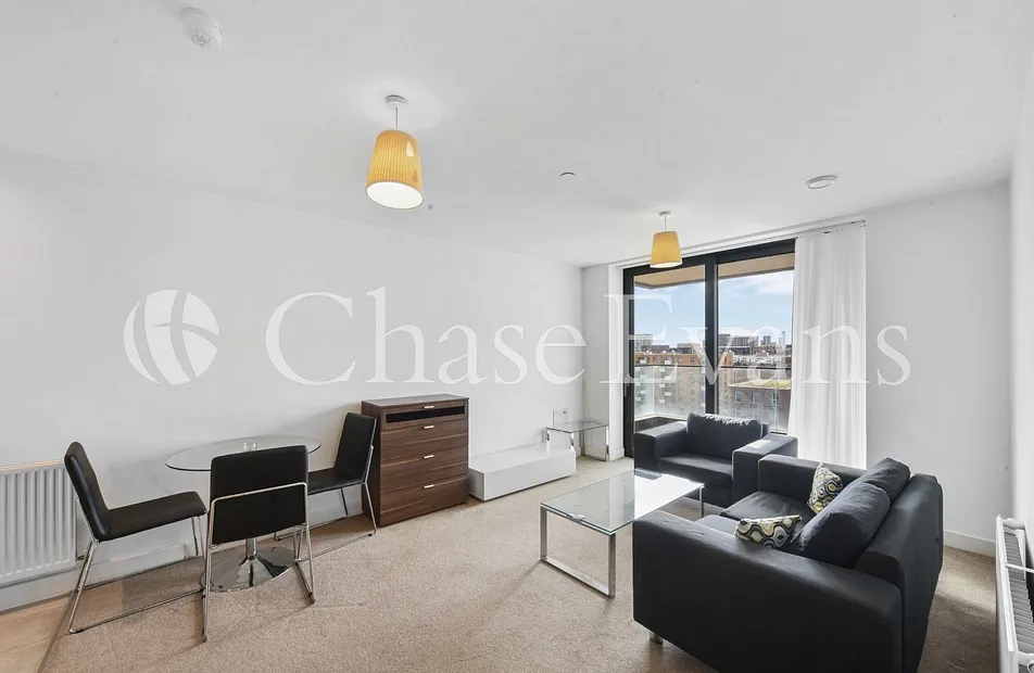 Waterside Park, Agnes George Walk, Royal Docks, London, E16 - Chase Evans