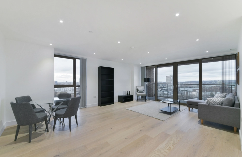Heritage Tower, East Ferry Road, Isle Of Dogs, London, E14 - Chase Evans