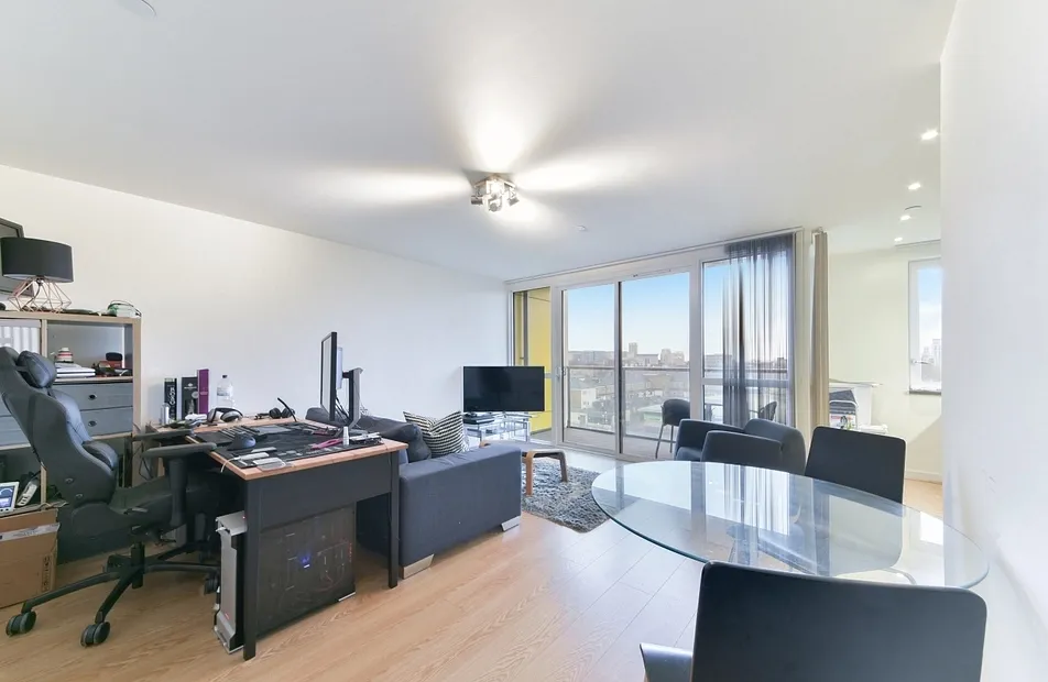 Panoramic Tower, 6 Hay Currie Street, Poplar, London, E14 - Chase Evans