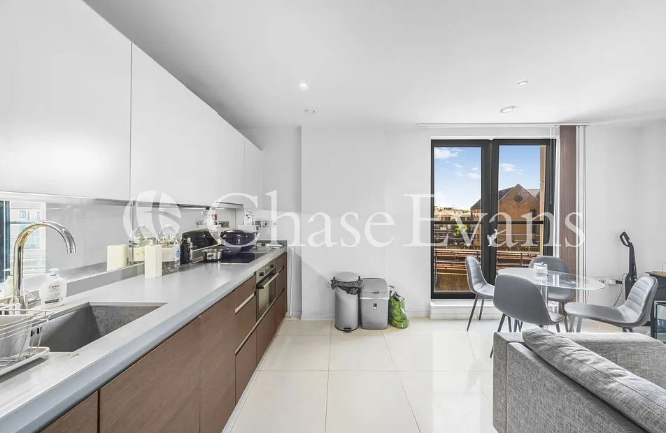 Baltimore Wharf, Canary Wharf, London, E14 - Chase Evans