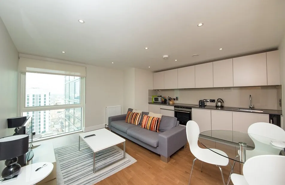 Crawford Building, 112 Whitechapel High Street, Aldgate, London, E1 - Chase Evans