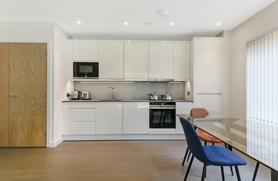 Colindale Gardens, Colindale, London, NW9 - Chase Evans