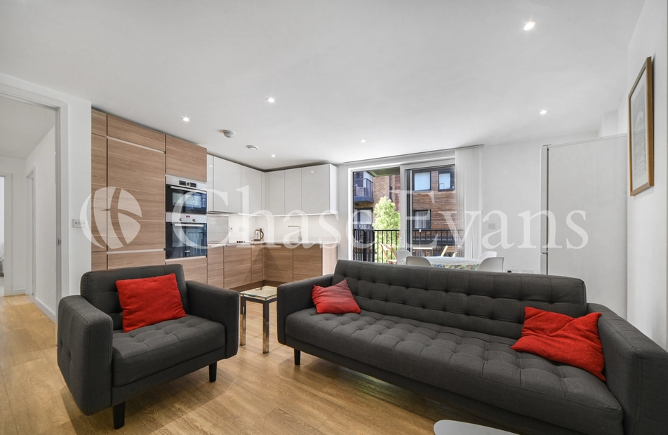 Cleveley Court, Marine Wharf, Ashton Reach, Surrey Quays, London, SE16 - Chase Evans