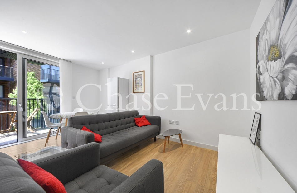 Cleveley Court, Marine Wharf, Ashton Reach, Surrey Quays, London, SE16 - Chase Evans