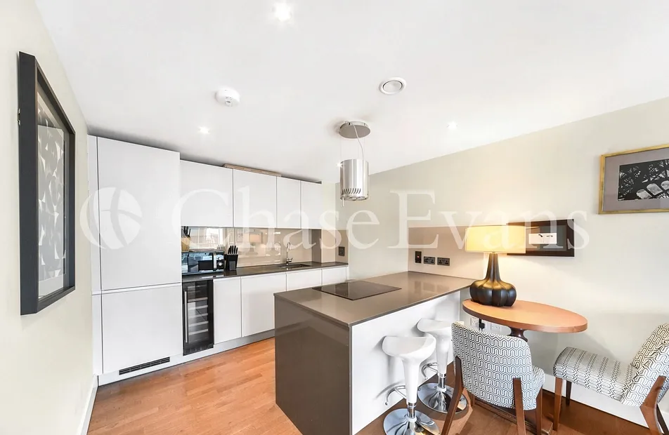 Crawford Building, 112 Whitechapel High Street, Aldgate, London, E1 - Chase Evans