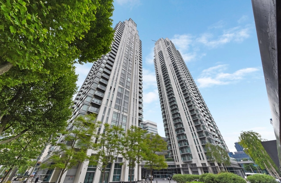 West Tower, Pan Peninsula, Canary Wharf, London, E14 - Chase Evans