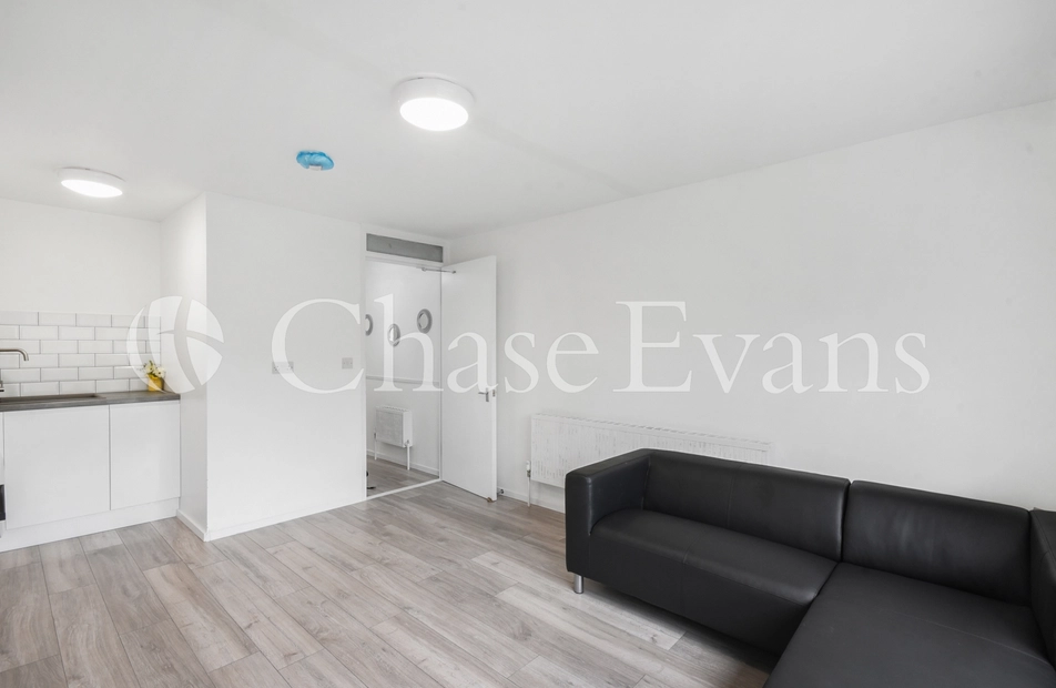 Rodney Road, Elephant And Castle, London, SE17 - Chase Evans