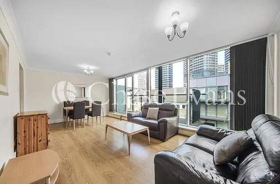290 Boardwalk Place, Canary Wharf, London, E14 - Chase Evans