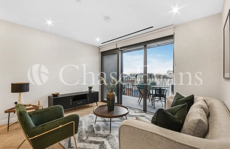 Hampton House, Kings Road Park, 2 Michael Road, Fulham, London, SW6 - Chase Evans