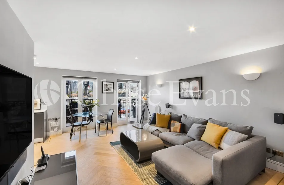 Kingsbridge Court, 1 Dockers Tanner Road, Isle Of Dogs, London, E14 - Chase Evans