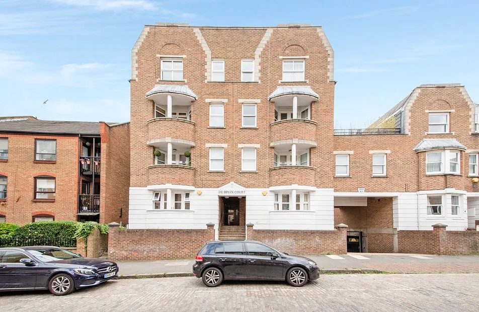 Ferry Street, Docklands, London, E14 - Chase Evans