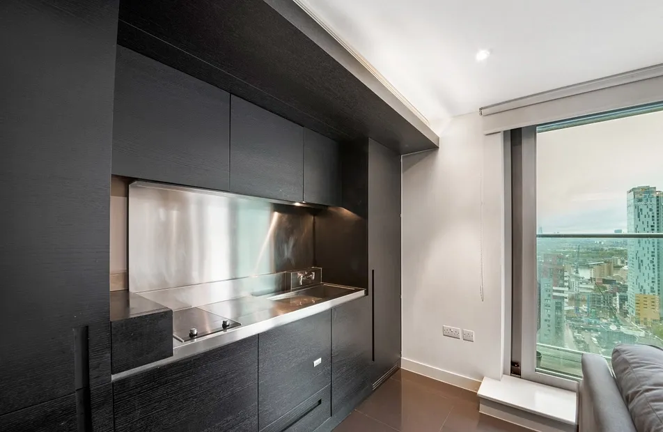 West Tower, Pan Peninsula, 1 Pan Peninsula Square, Canary Wharf, E14 - Chase Evans