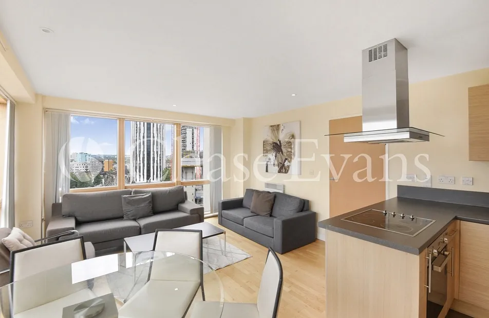 Metro Central Heights, 119 Newington Causeway, Elephant & Castle, London, SE1 - Chase Evans