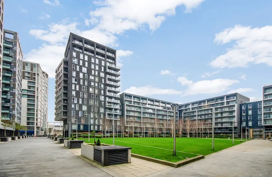 Indescon Square, Canary Wharf, London, E14 - Chase Evans