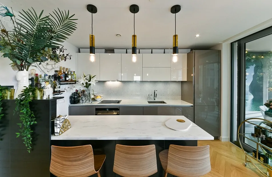 Two Fifty One, 251 Southwark Bridge Road, Southwark, London, SE1 - Chase Evans