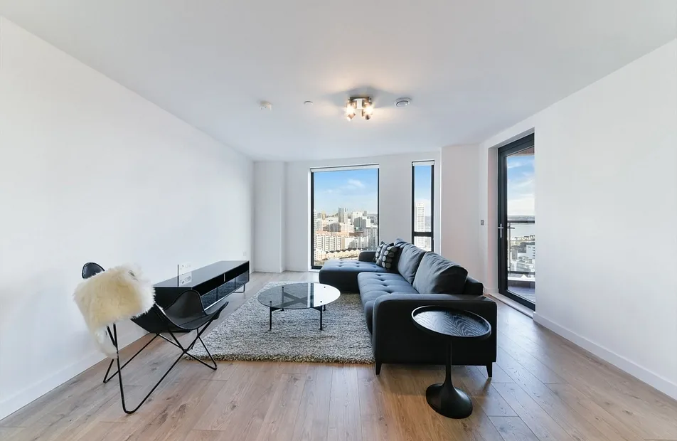 Roosevelt Tower, Manhattan, 18 Williamsburg Plaza, Canary Wharf, London, E14 - Chase Evans