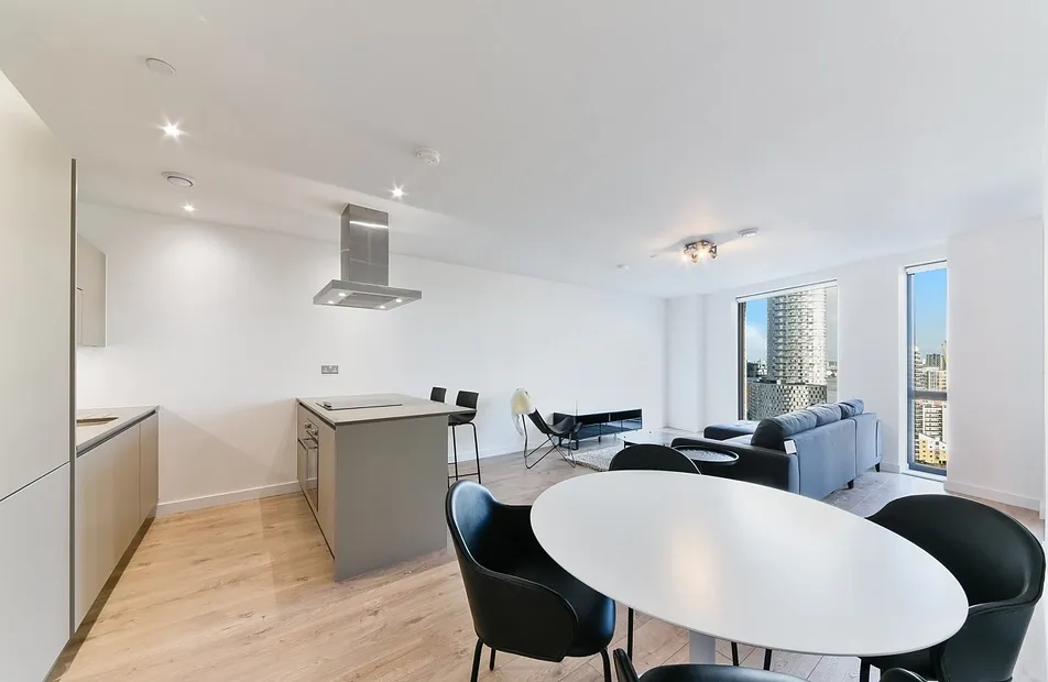 Roosevelt Tower, Manhattan, 18 Williamsburg Plaza, Canary Wharf, London, E14 - Chase Evans