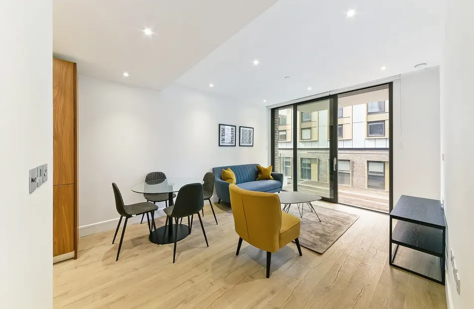 Neroli House, 14 Piazza Walk, Goodman's Fields, Aldgate, E1 - Chase Evans