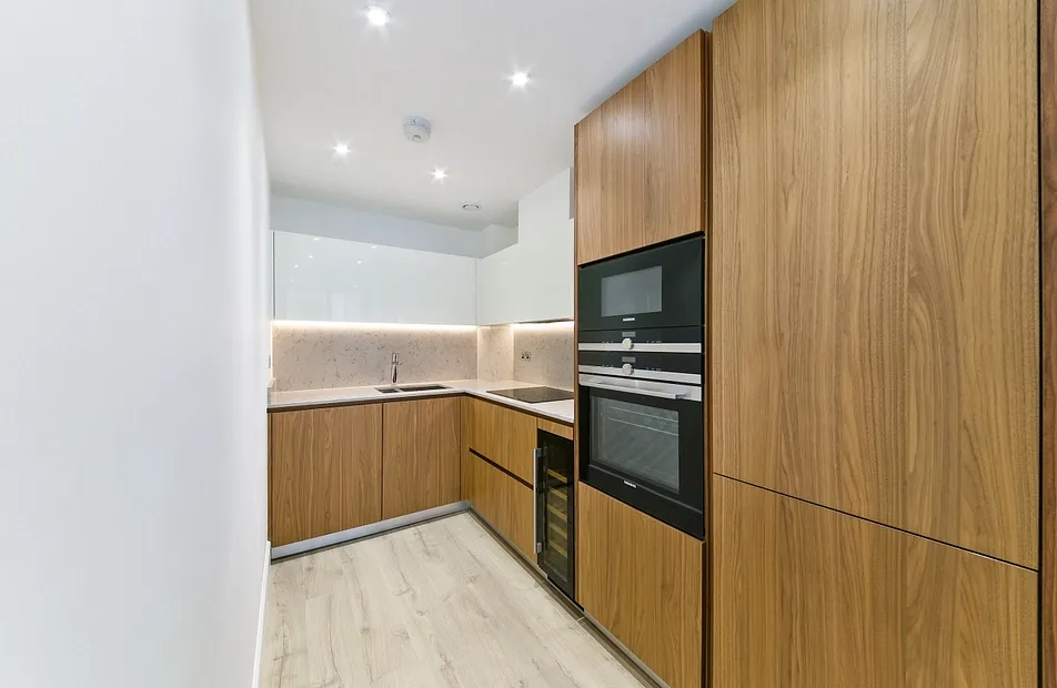 Neroli House, 14 Piazza Walk, Goodman's Fields, Aldgate, E1 - Chase Evans