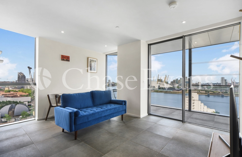 Dollar Bay Point, 3 Dollar Bay, Dollar Bay Place, Canary Wharf, E14 - Chase Evans