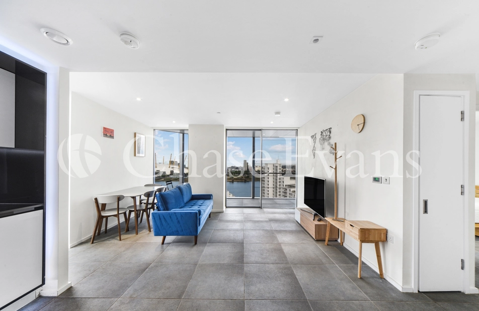 Dollar Bay Point, 3 Dollar Bay, Dollar Bay Place, Canary Wharf, E14 - Chase Evans