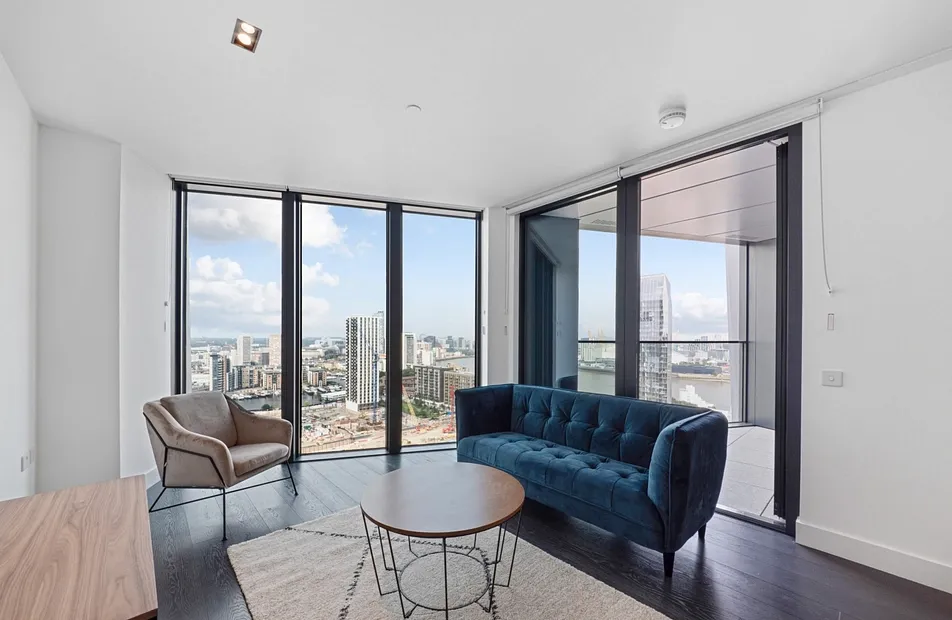 Marsh Wall, Canary Wharf, London, E14 - Chase Evans