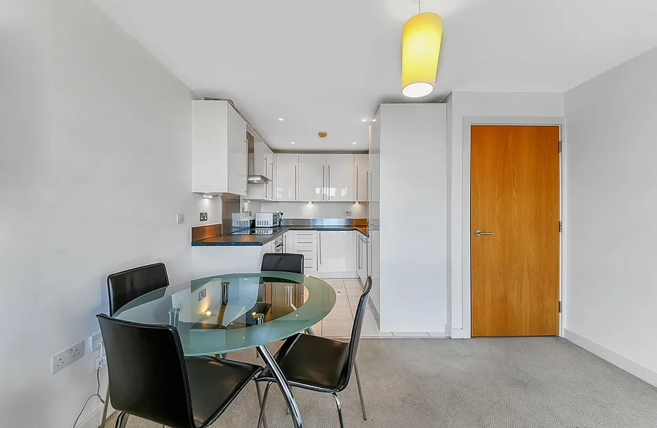 Hallsville Road, Canning Town, London, E16 - Chase Evans