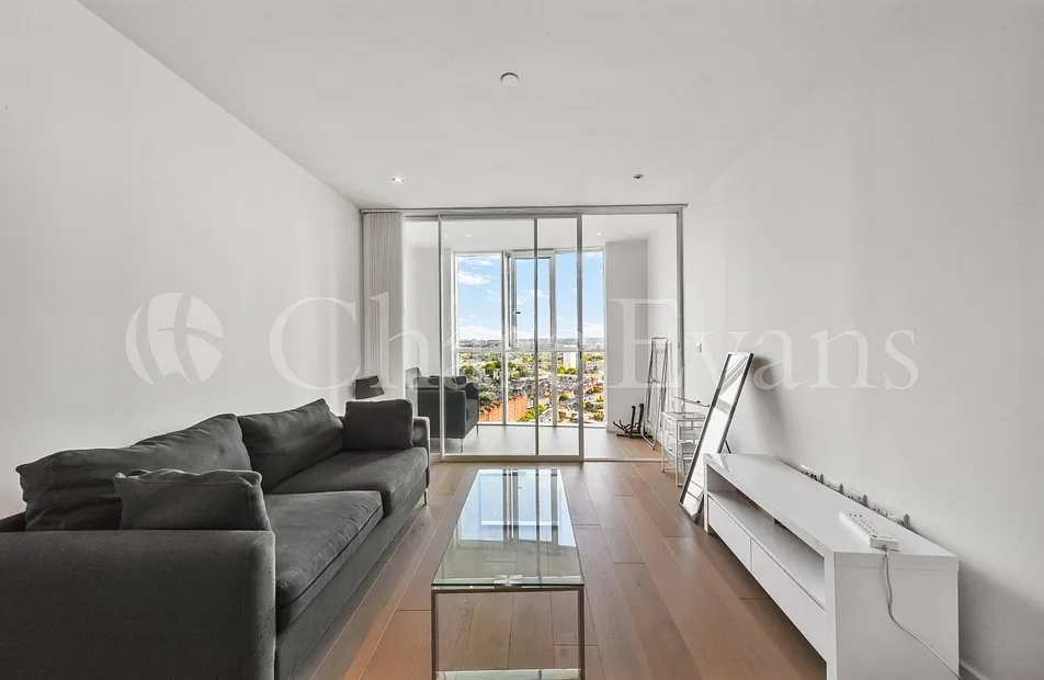 Sky Gardens, 155 Wandsworth Road, Vauxhall, London, SW8 - Chase Evans