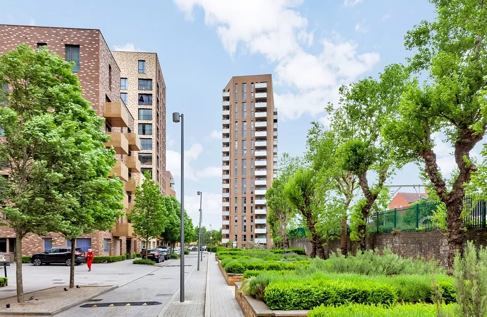 Hannaford Walk, Bow, London, E3 - Chase Evans