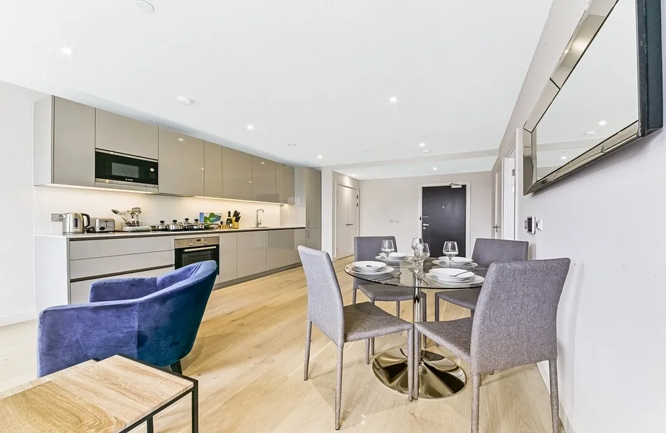 Deacon Street, Elephant & Castle, London, SE17 - Chase Evans