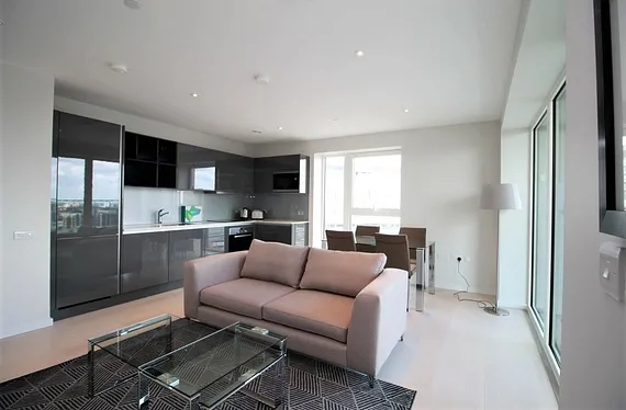 Glasshouse Gardens, Stratford, London, E20 - Chase Evans