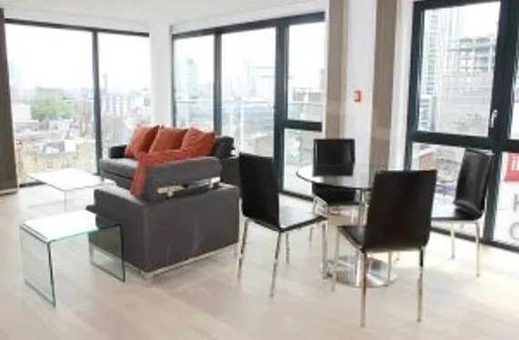 Commercial Street, Aldgate, London, E1 - Chase Evans