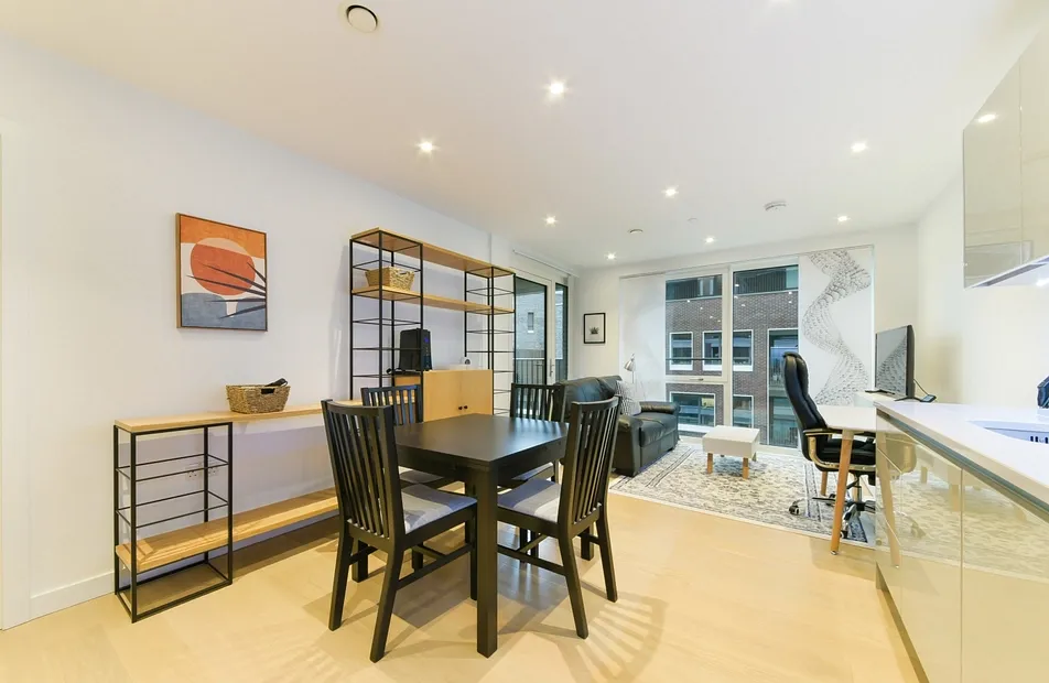 Sayer Street, Elephant And Castle, London, SE17 - Chase Evans
