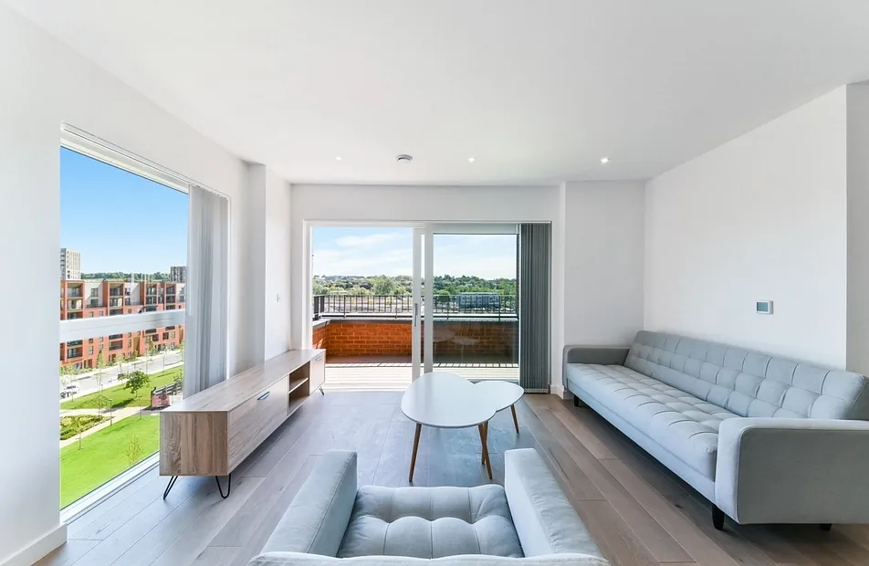 Thonrey Close, Colindale, London, NW9 - Chase Evans