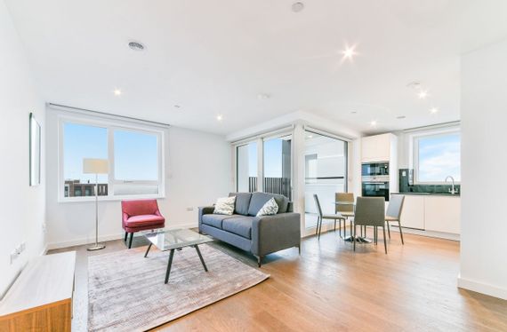 Walworth Road, Elephant Park, Elephant & Castle, London, SE17 - Chase Evans