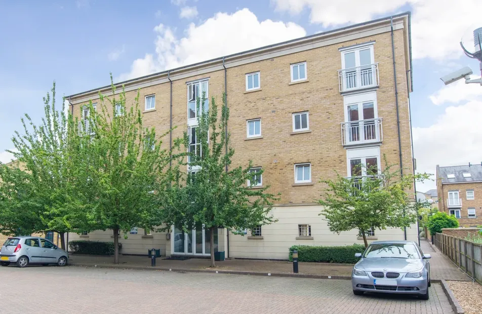 Millennium Drive, Isle Of Dogs, London, E14 - Chase Evans