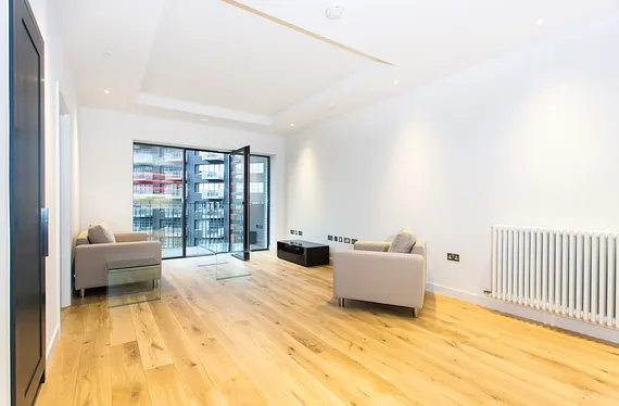 Grantham House, London City, 46 Botanic Square, Canning Town, London, E14 - Chase Evans