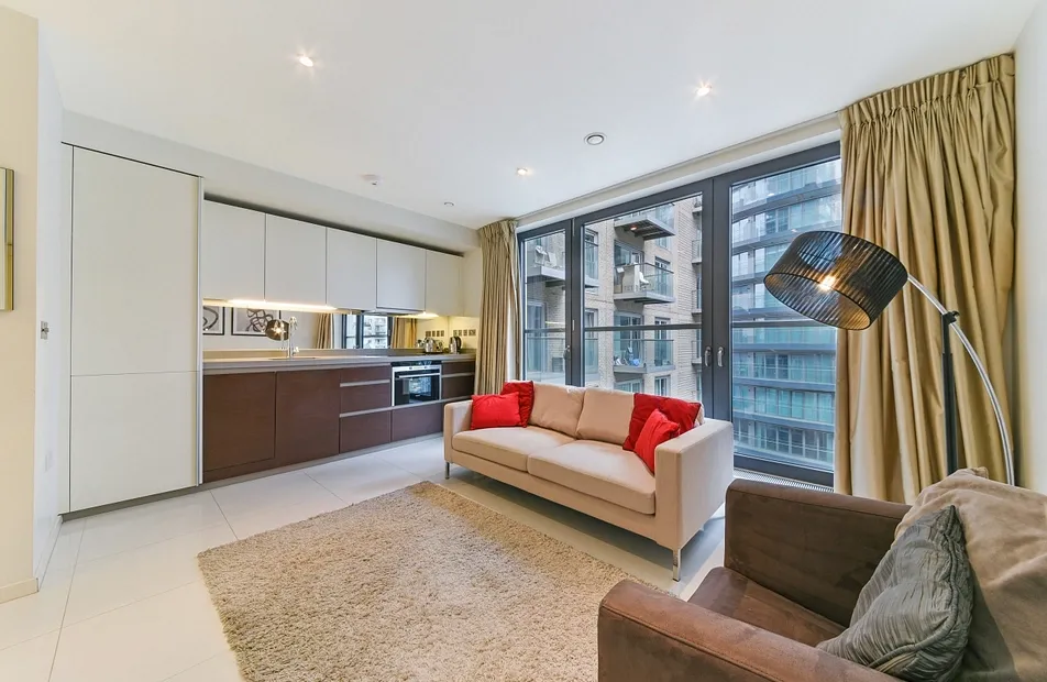 North Boulevard, 12 Baltimore Wharf, Isle Of Dogs, London, E14 - Chase Evans