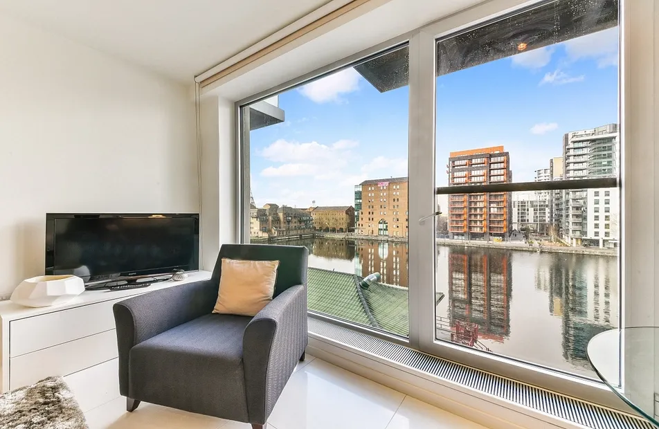 North Boulevard, 12 Baltimore Wharf, Canary Wharf, London, E14 - Chase Evans