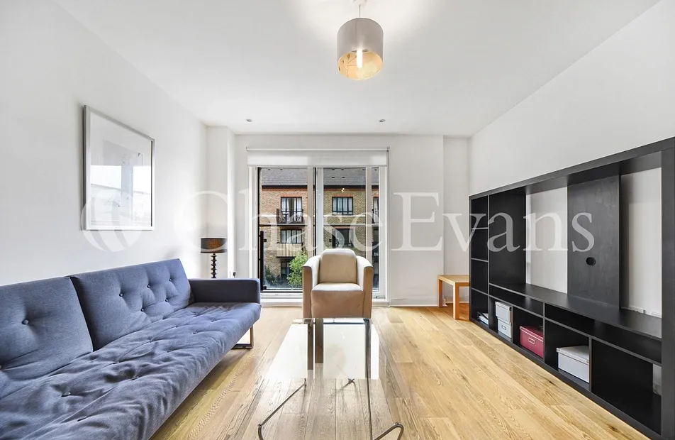 Westferry Road, Isle Of Dogs, London, E14 - Chase Evans