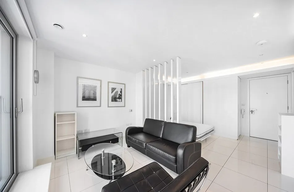 Pan Peninsula Square, Canary Wharf, London, E14 - Chase Evans