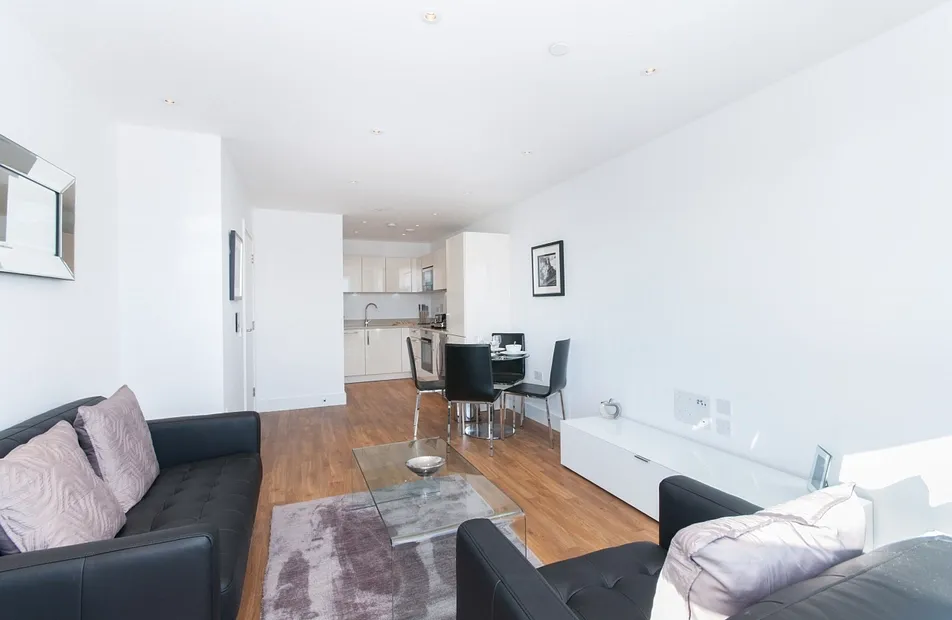 Gillespie Court, Queensland Terrace, 9 Queensland Road, Islington, London, N7 - Chase Evans