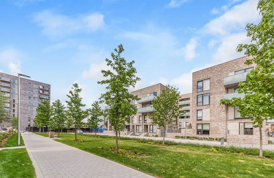 Peppercorn Court, 18 Blair Street, Aberfeldy Village, London, E14 - Chase Evans