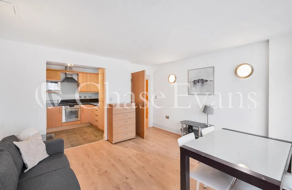 Constable House, Canary Central, Cassilis Road, Isle Of Dogs, London, E14 - Chase Evans